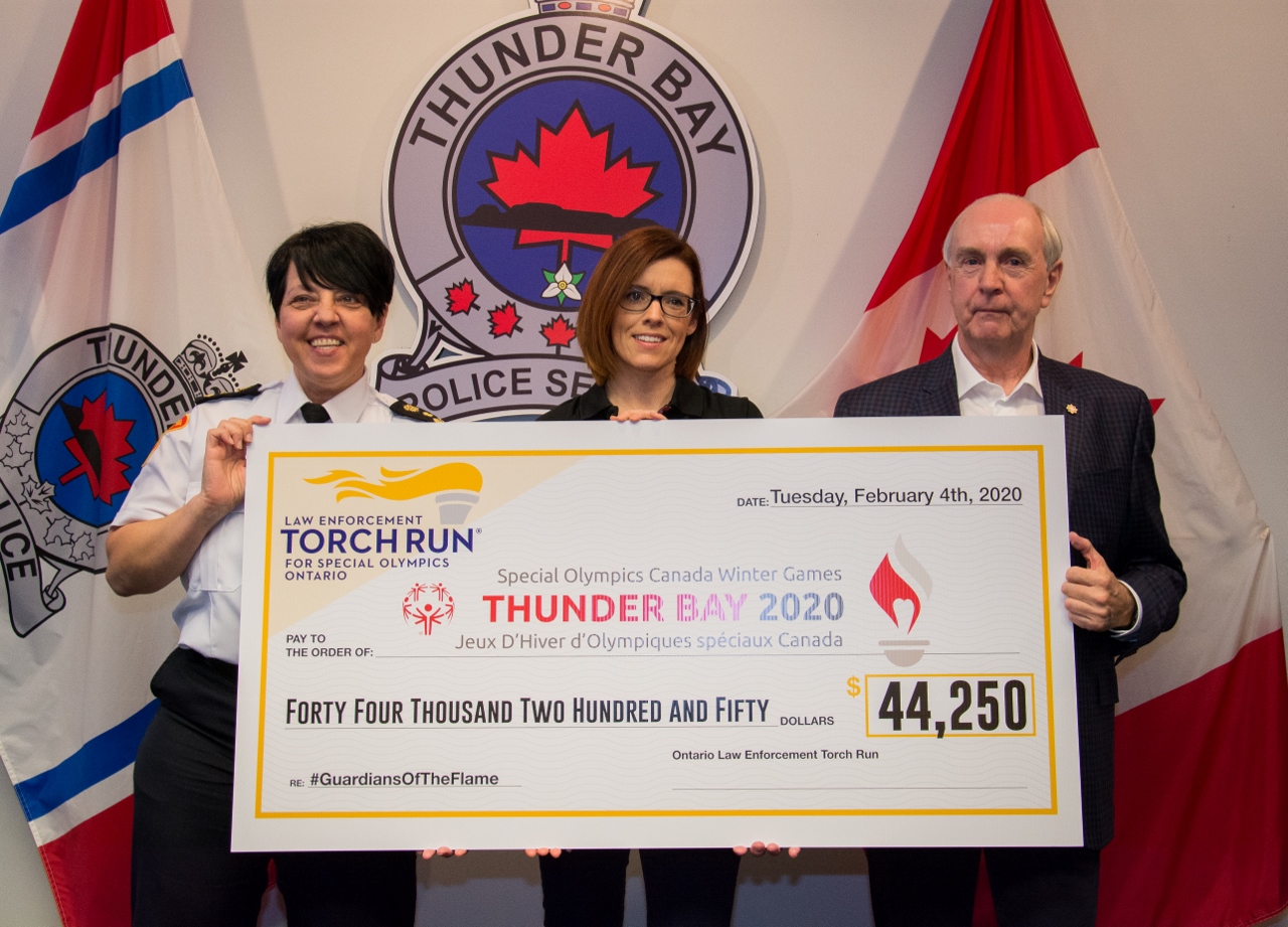 Law Enforcement Torch Run Donates $44,250 to Special Olympics Canada Winter Games Law Enforcement Torch Run Donates $44,250 to Special Olympics Canada Winter Games