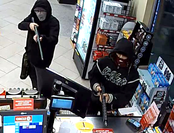 Armed robbery – Suspects to ID